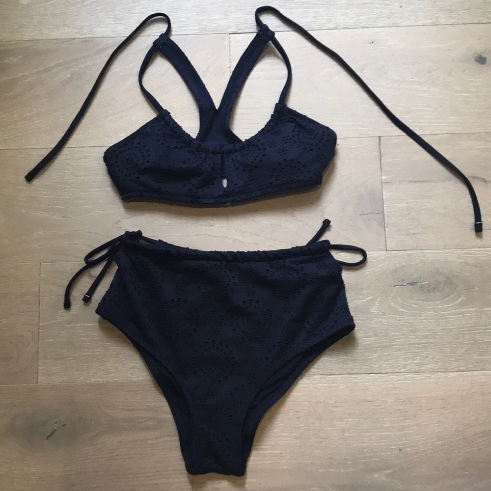 High waisted bikini